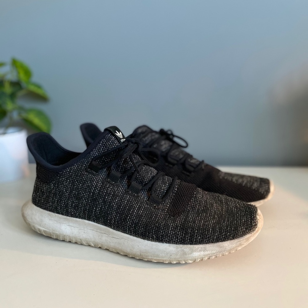 Addidas 10.5 running shoes